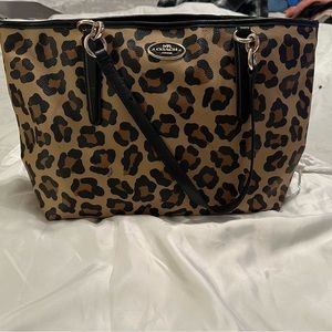 Coach Leopard Print Tote. Pre-Owned
